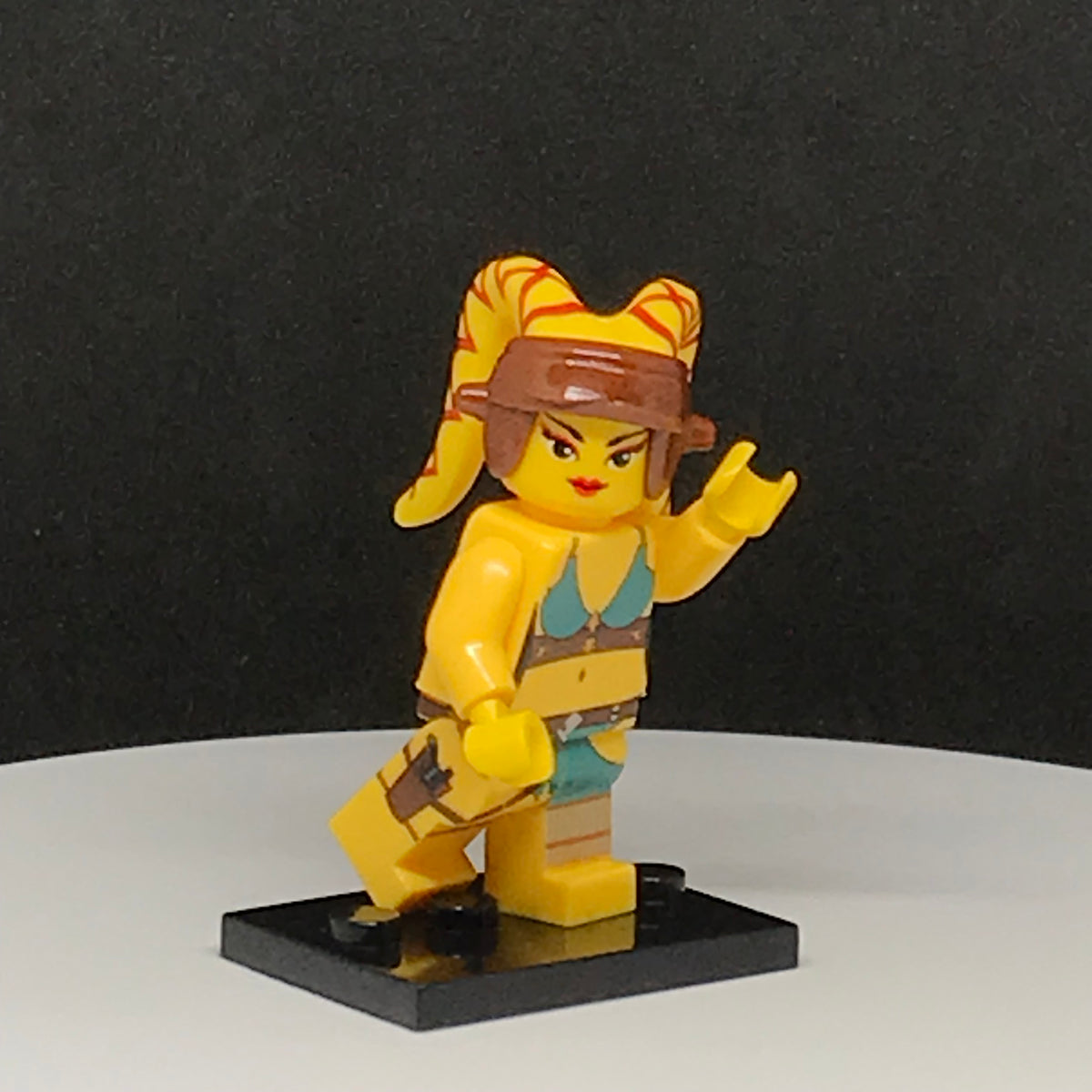 Posty - Custom Design Minifigure –