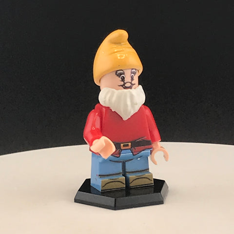 Dwarf: Happy Custom Printed PCC Series Miniature Figure