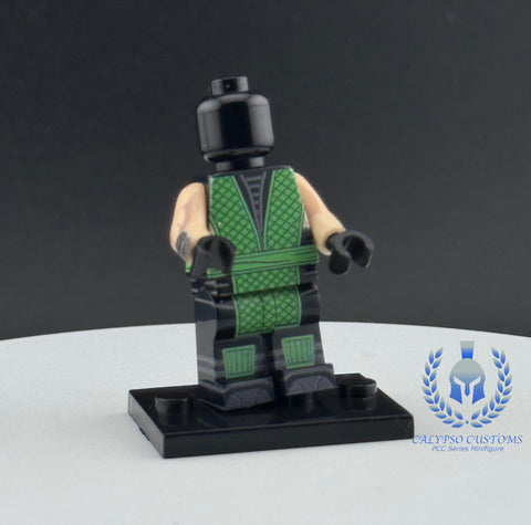 Reptilian Monk Robes PCC Series Minifigure Body
